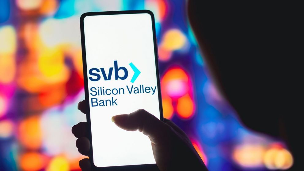 Reguladores cierran el Silicon Valley Bank