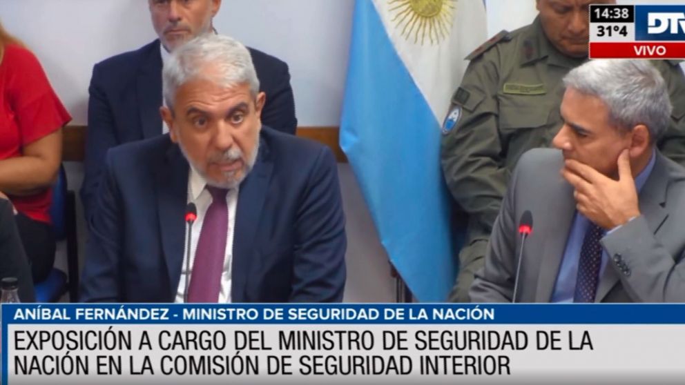 Con eje en la problemática del narcotráfico, Aníbal Fernández expuso en Diputados.
