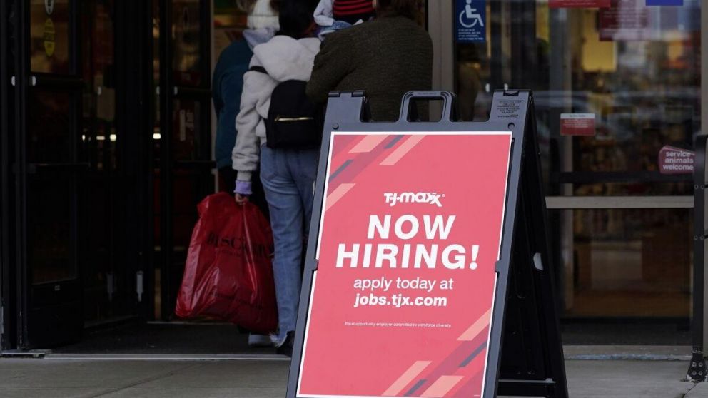 El mercado laboral sigue teniendo más demanda que oferta y eso impulsa los salarios