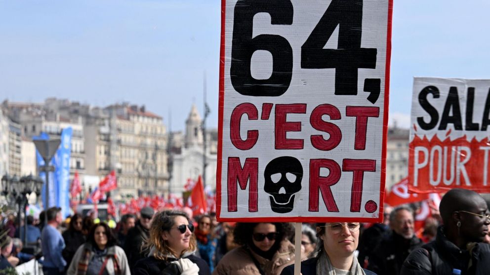 La central CGT asegur� que unas 700.000 personas manifestaron en Par�s