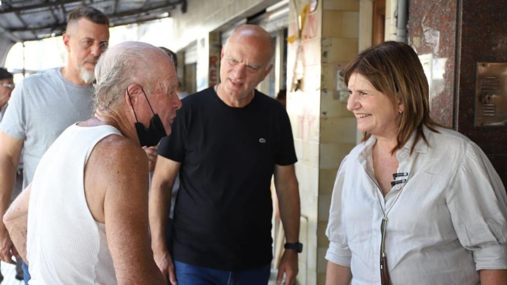 Grindetti dio muestras de su alineamiento con Bullrich