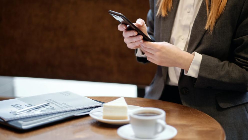 Cuál es el estado de bancarizacion, acceso al credito y empleo de las mujeres argentinas