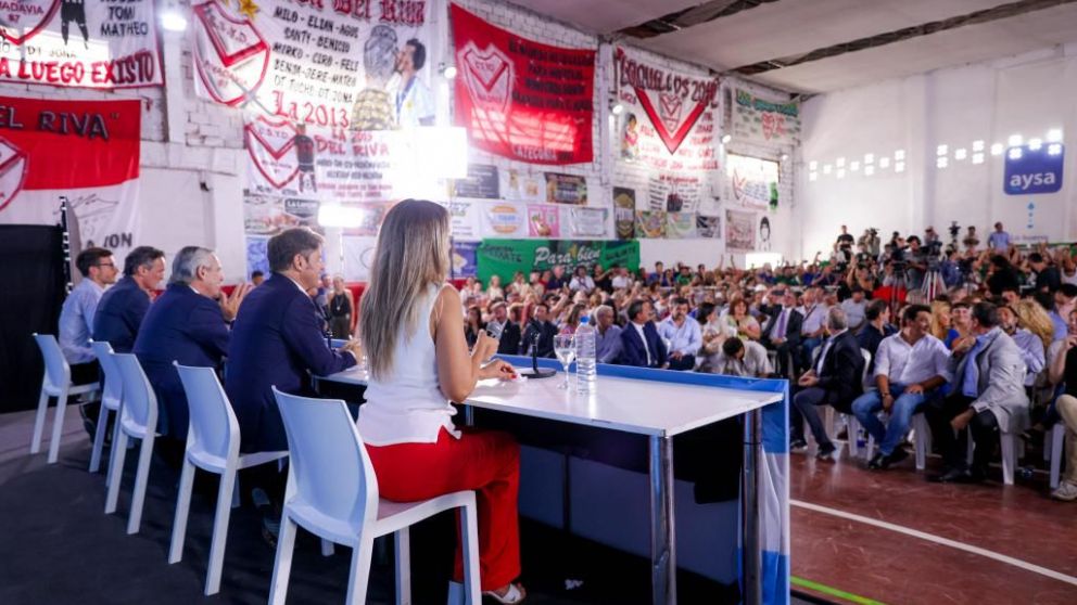 En el acto estuvieron el presidente Alberto Fernánde y el gobernador Kicillofz