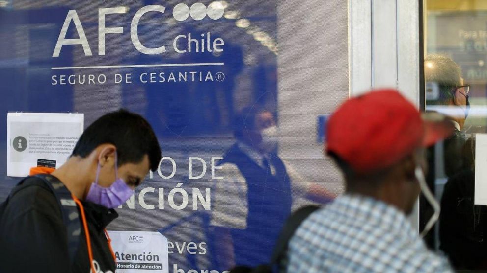 El INE informó que las personas desocupadas aumentaron 15,2%