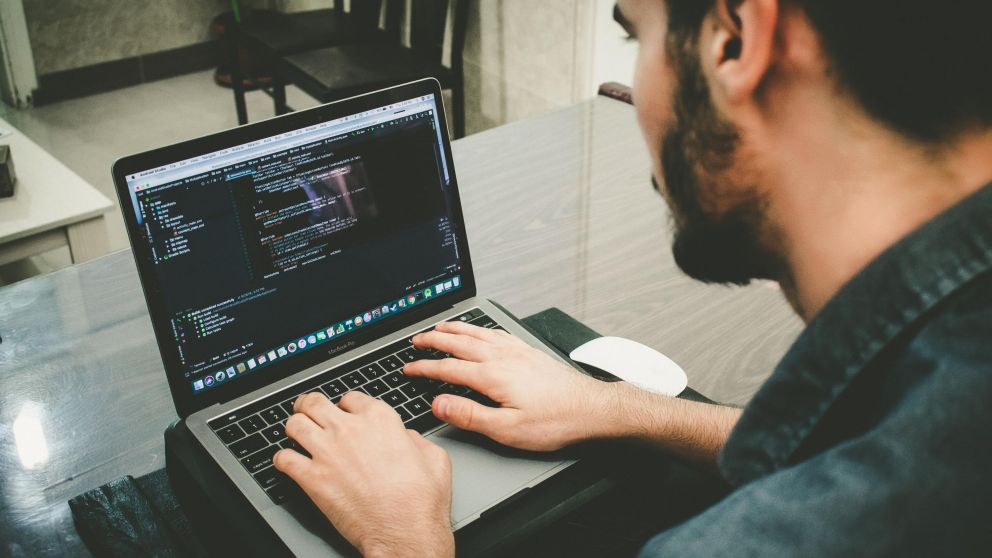 La comunidad de programación es muy colaborativa: es importante involucrarse
