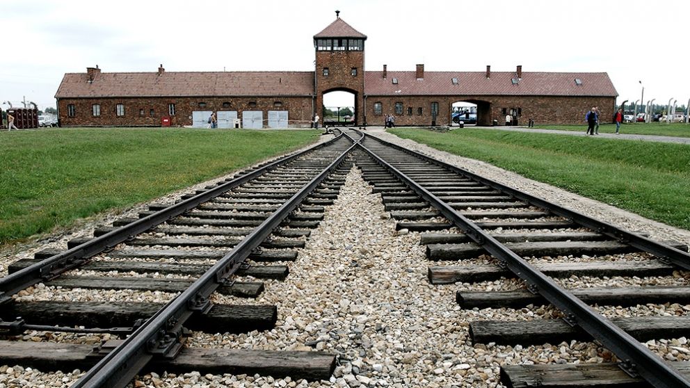 Leningrado y Auschwitz: el hambre, el genocidio y la memoria que no debe borrarse
