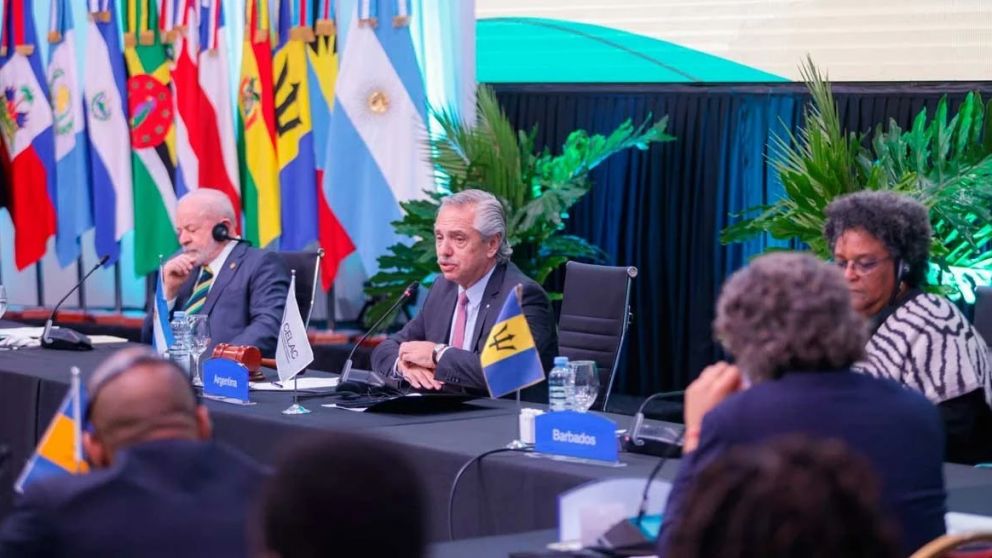 Cumbre de la Celac: Alberto dijo que “llegó la hora de hacer que la región defienda los mismos intereses”.