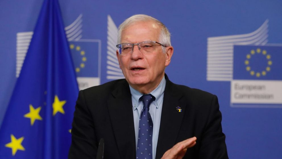 Si se entra "en una guerra por quién subsidia más, olvidémonos de la globalización", advirtió Borrell