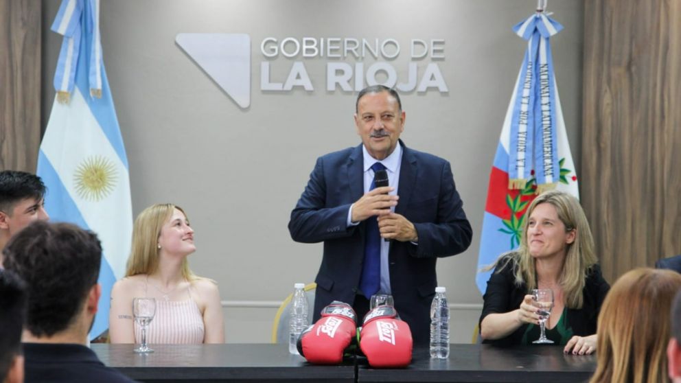 Quintela, en contra de la inversi�n privada: "Las empresas se llevan la mayor porci�n"