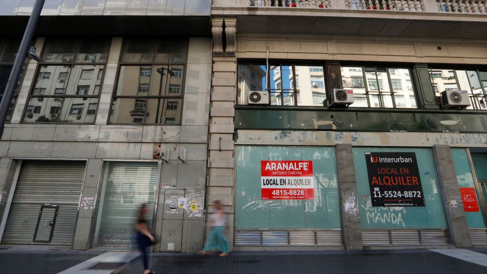 Continúa disminuyendo la cantidad de locales en alquiler y venta en CABA