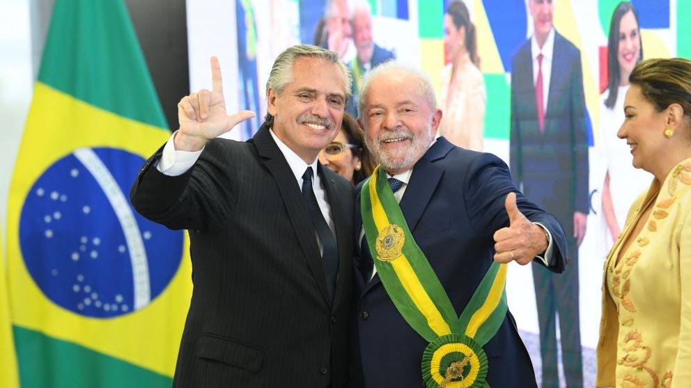 El primer viaje de Lula como presidente de Brasil será a la Argentina el próximo 24 de enero