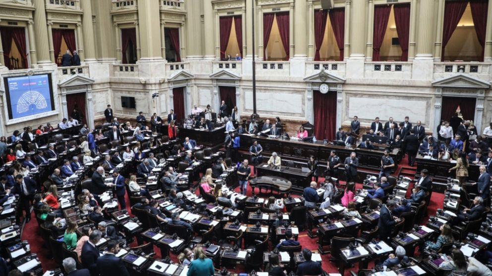 Diputados frente a las iniciativas a tomar en el 2023
