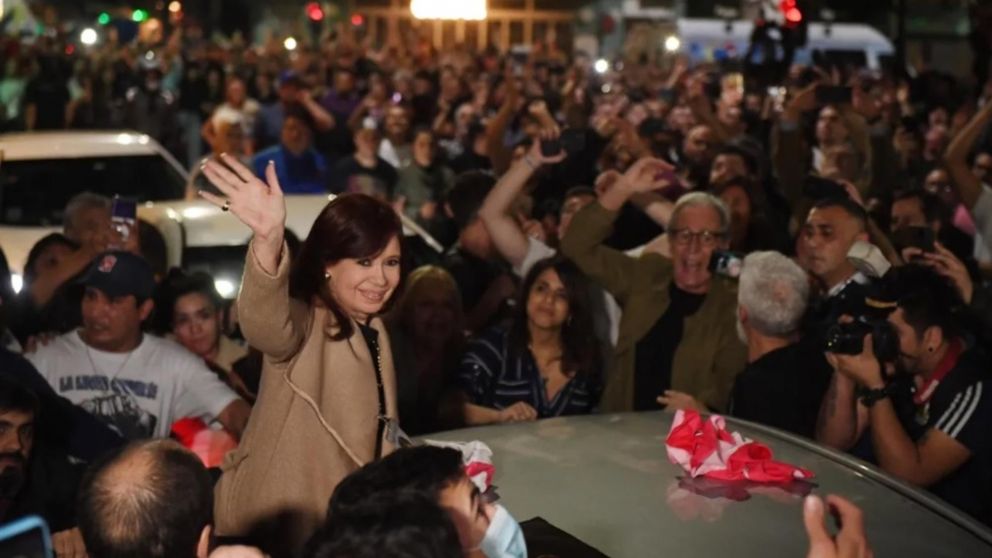 Ataque a Cristina: la Justicia se centró en los autores materiales y la querella sospecha de la política