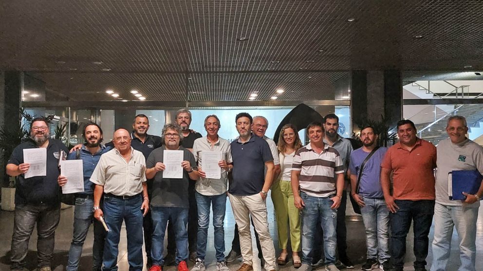 Aceiteros, un gremio con visión crítica del Gobierno y la CGT y perfil propio en paritarias