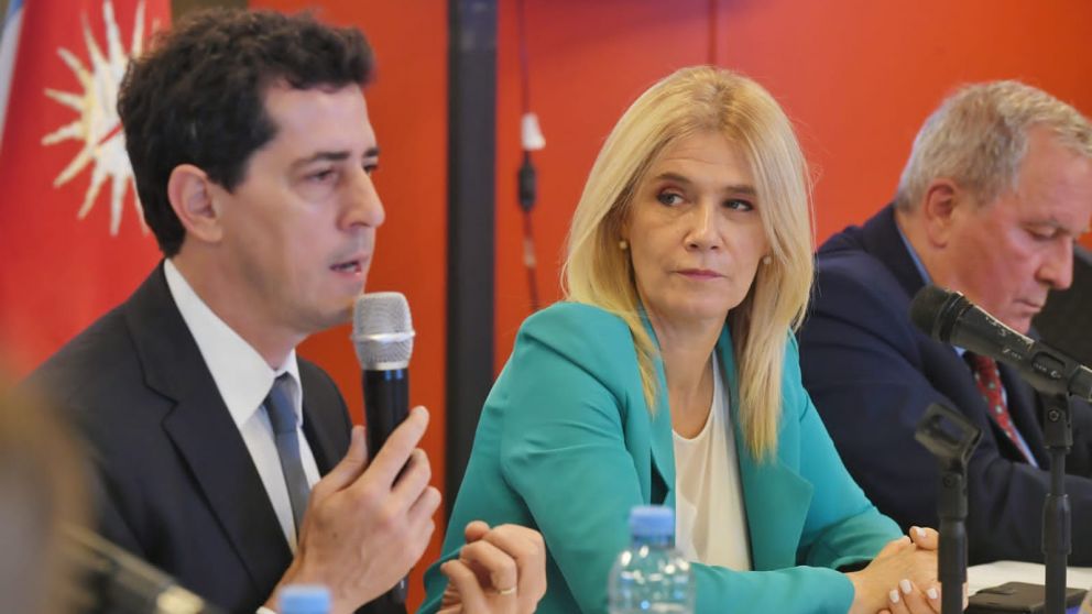 Con la presencia del ministro De Pedro, Verónica Magario encabezó la reunión del Foro Permanente de Vicegobernadores