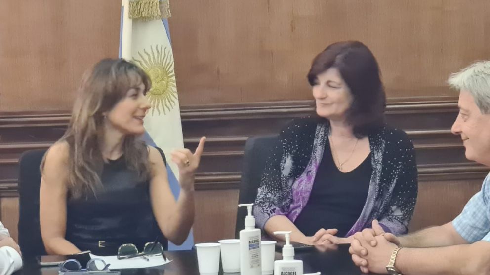 La ministra de Trabajo Kelly Olmos destacó el acuerdo salarial de los metalúrgicos