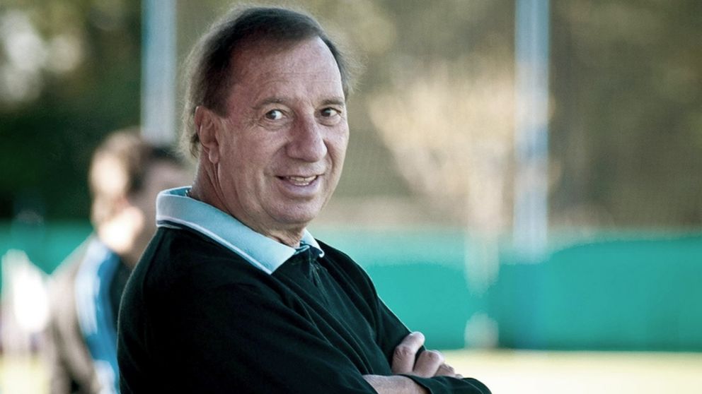 El exayudante contó que Bilardo sigue de cerca los pasos de la Selección argentina en la Copa del Mundo