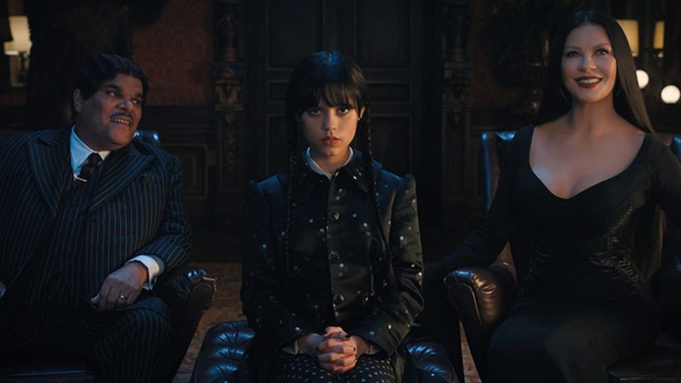 Jenna Ortega se pone en la piel de Merlina Addams