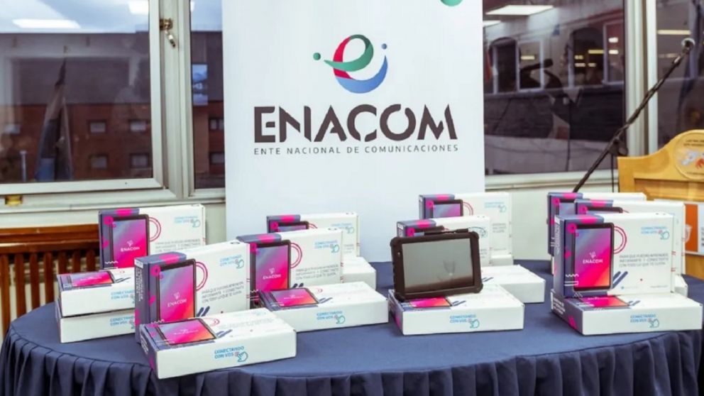 Enacom: tablets 2022