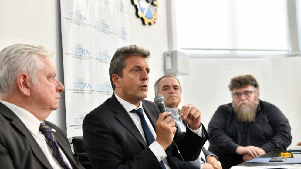 Sergio Massa anticipó alivio fiscal para empresas que importen con dólares propios