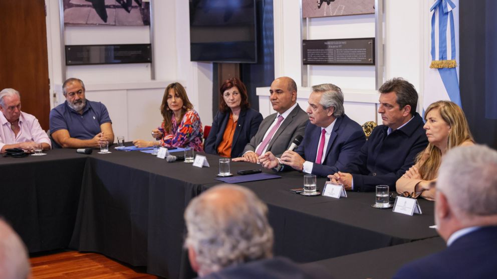 La firma de la actualización del Salario Mínimo se realizó en Casa Rosada