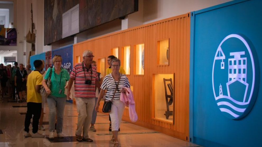 Se esperan 129 recaladas y más de 410 mil turistas extranjeros