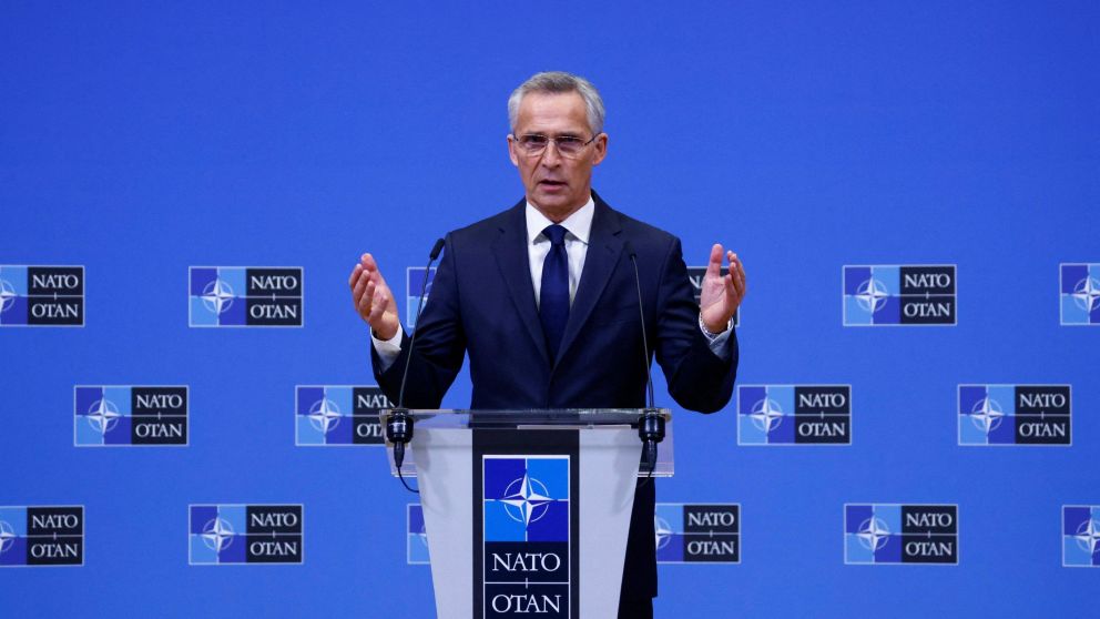 "No tenemos indicios de que Rusia esté preparando acciones militares ofensivas contra la OTAN", aseguró Stoltenberg