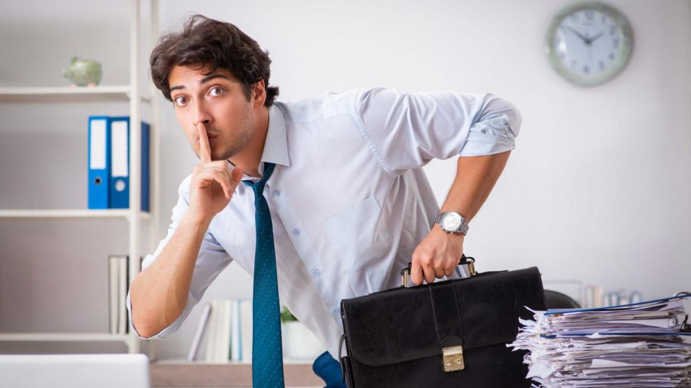 El 49% de los jóvenes asegura que permanecería en el actual ante una mejora salarial