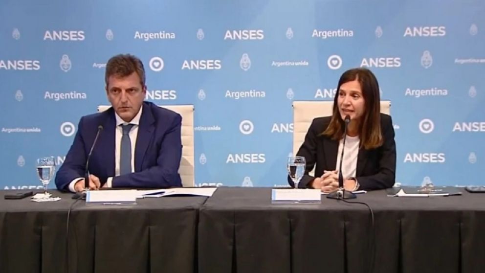 Anuncios de Massa y Raverta