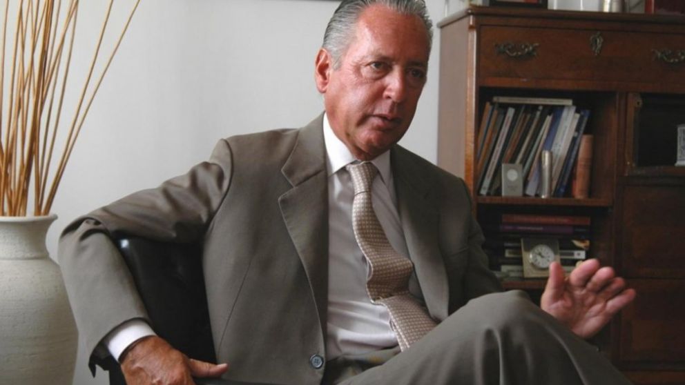 Funes de Rioja reiter� que no cree en los congelamientos y rechaz� bono por decreto