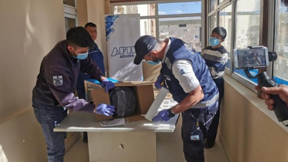 La Aduana encontró 81,5 kilos de cocaína en parlantes de música