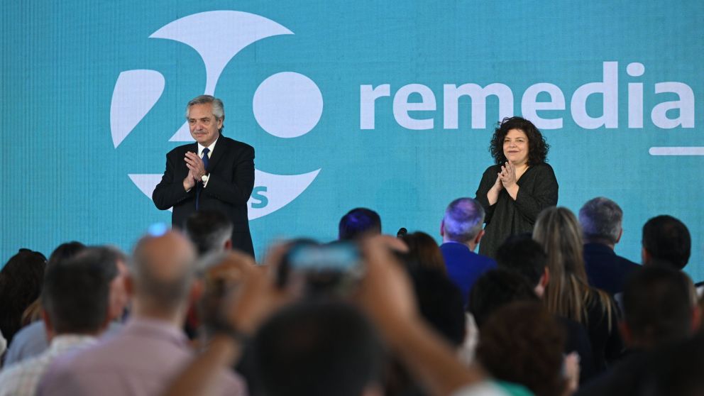 Fernández y Vizzotti encabezaron el acto en Tecnópolis