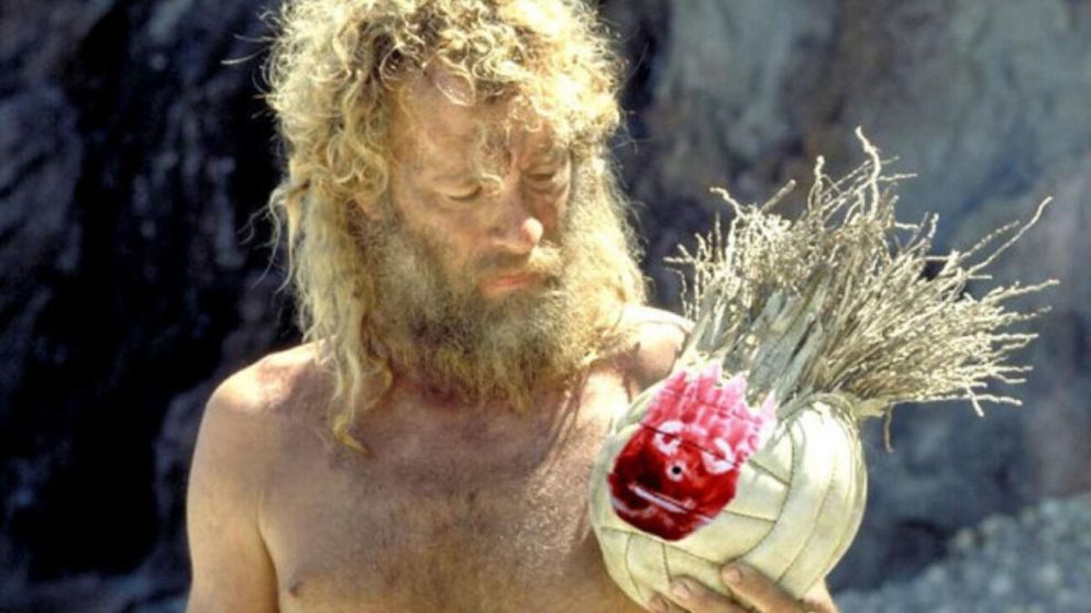 Tom Hanks junto a Wilson en la película Náufrago