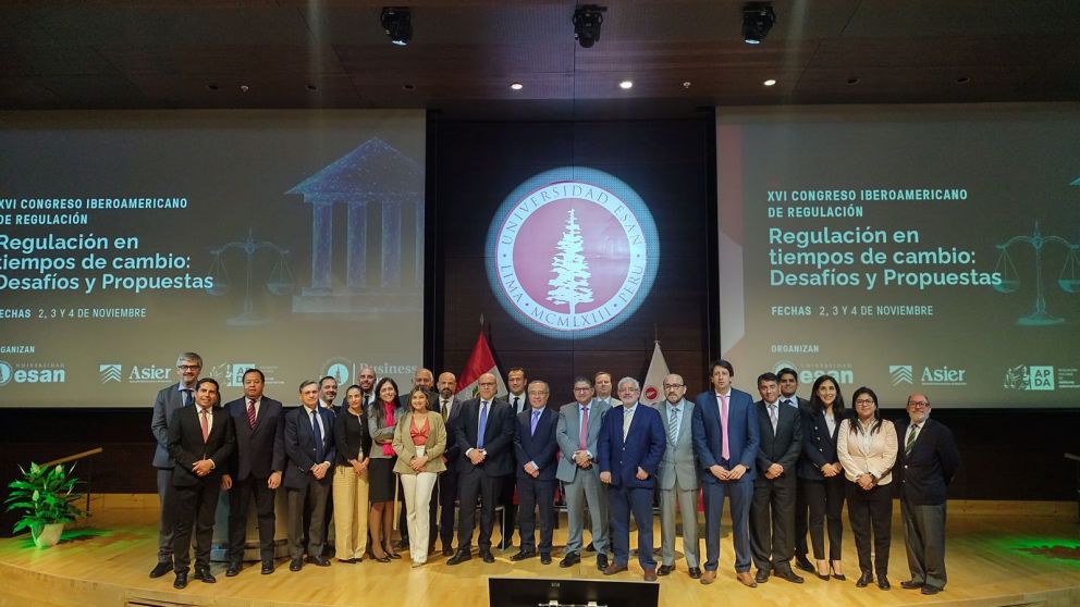 El consejero de la Magistratura porte�o, Alberto Biglieri, estuvo en el encuentro en el que se debati� sobre regulaci�n y energ�a 