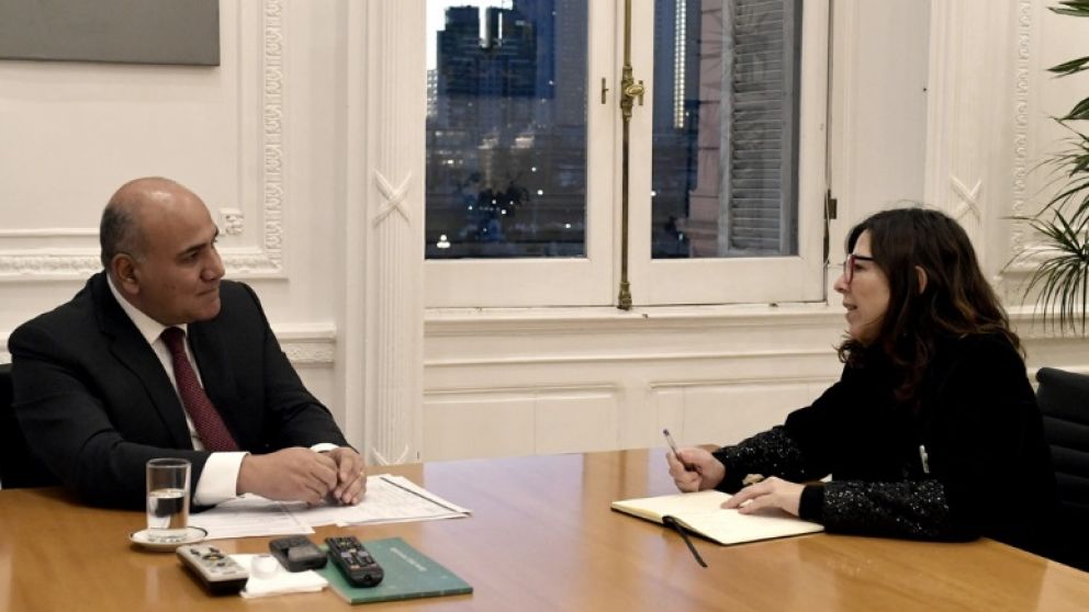 El jefe de Gabinete, Juan Manzur y Silvina Batakis, por la digitalización