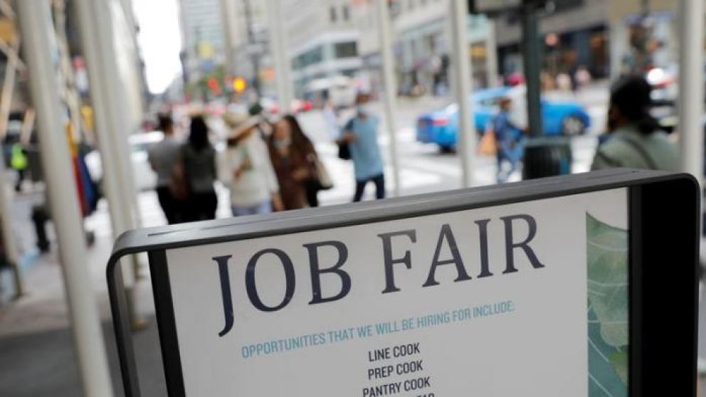 La economía estadounidense creó 263.000 puestos de trabajo en septiembre.