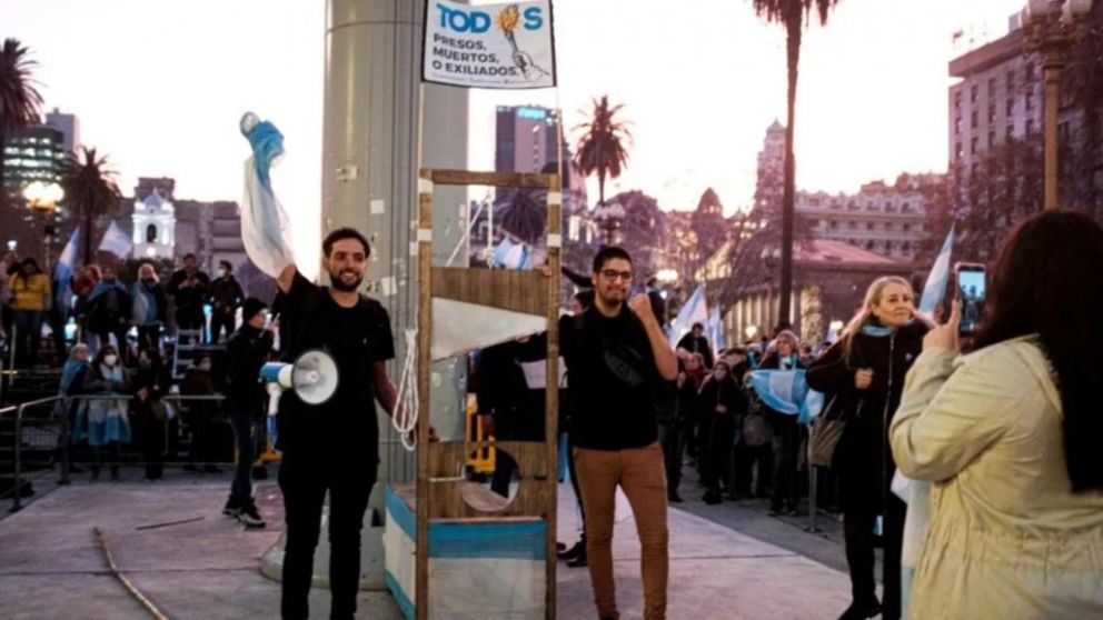 La C�mara Federal porte�a orden� liberar a los cuatro miembros de Revoluci�n Federal