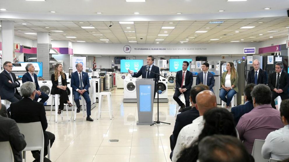 El Gobierno hizo hincapié en el impacto en los comercios físicos