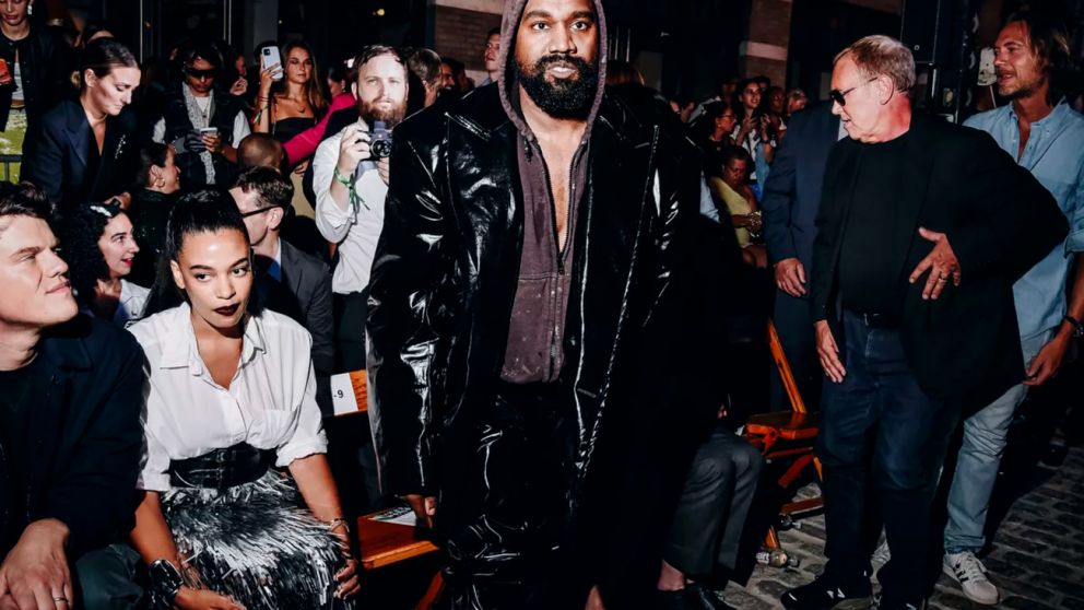 Kanye West pierde cada vez más patrocinadores