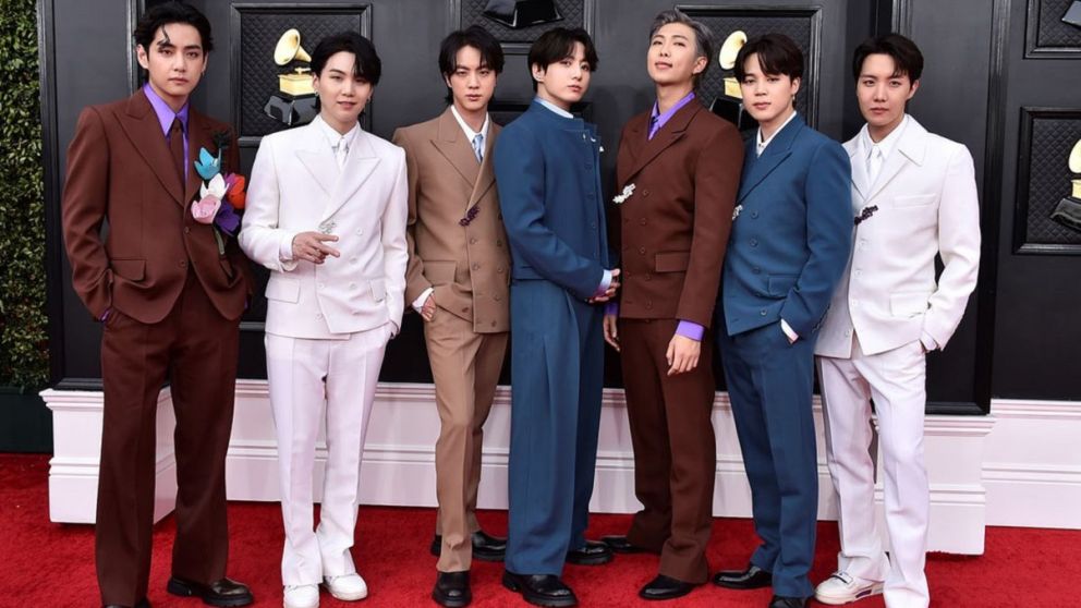 BTS se aleja de la música y se alista al servicio militar