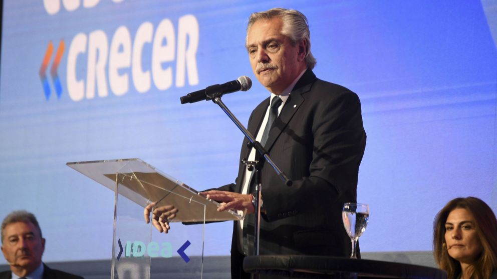 Alberto Fernández en el cierre del 58° Coloquio de IDEA