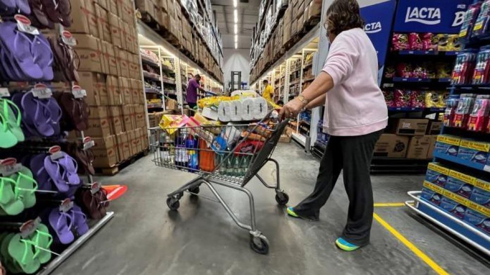 Alimentos y bebidas fue uno de los rubros que más contribuyó al retroceso de la inflación