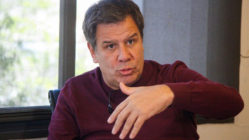 Facundo Manes sigue atacando a Macri