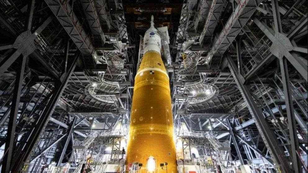 El megacohete en la estación espacial