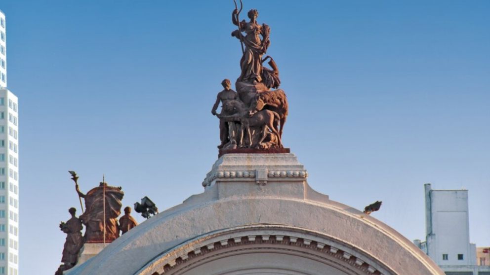 Las respuestas a la protesta de la Sociedad Rural llegaron a trav�s de los dirigentes del Frente de Izquierda y los Trabajadores (FIT), a cuyo espacio pertenece la conducci�n del SUTNA.