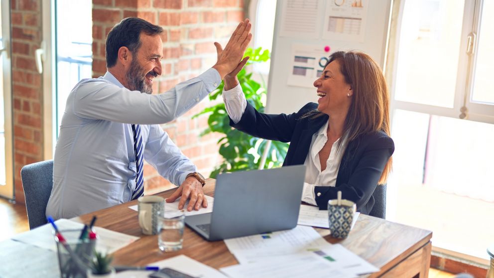 En las empresas en las que se implantó la semana de cuatro días, un 95% de las personas trabajaron "mejor o igual".
