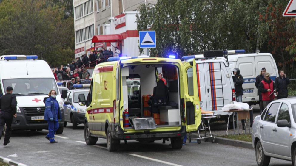 Atentado en escuela de Rusia deja 13 muertos y varios heridos