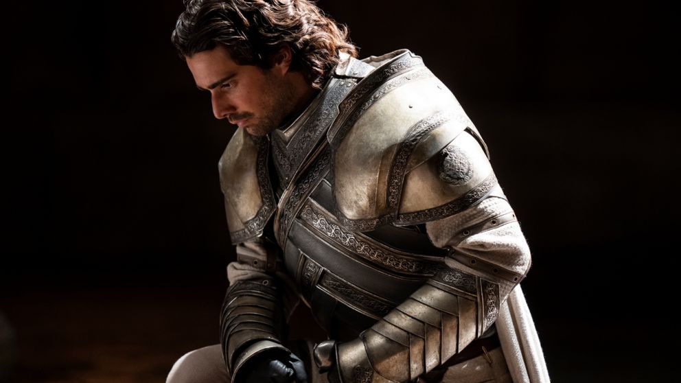 El actor británico está sorprendido por la popularidad de la serie.