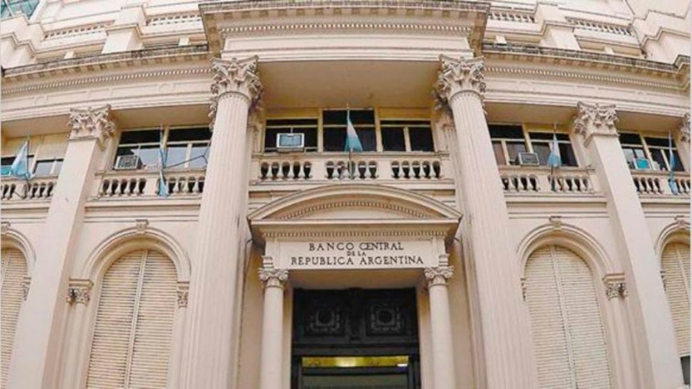 BCRA endurece el cepo a las empresas que tengan dólares fugados