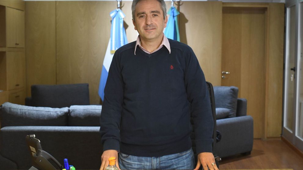 Larroque reconoció que la convocatoria a la oposición para asistir a la misa en Luján "fue precipitada"